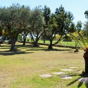 Vakantiehuis Casa In Prima Fila Sulla Spiaggia San Priamo